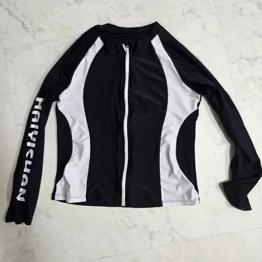 [BUNJANG] Kids Rash Guard Swimsuit 4-Piece Set (Size 160) / 어린이 래쉬가드 수영복 입니다(160사이즈)