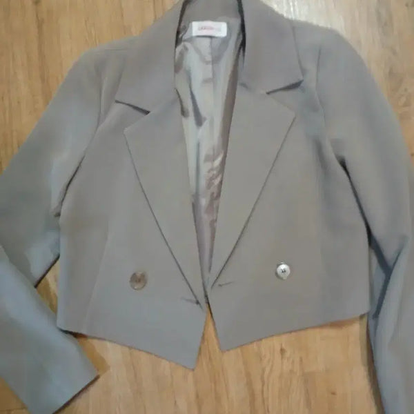 [BUNJANG] Cropped Jacket - Free Size / 크롭 재킷/프리