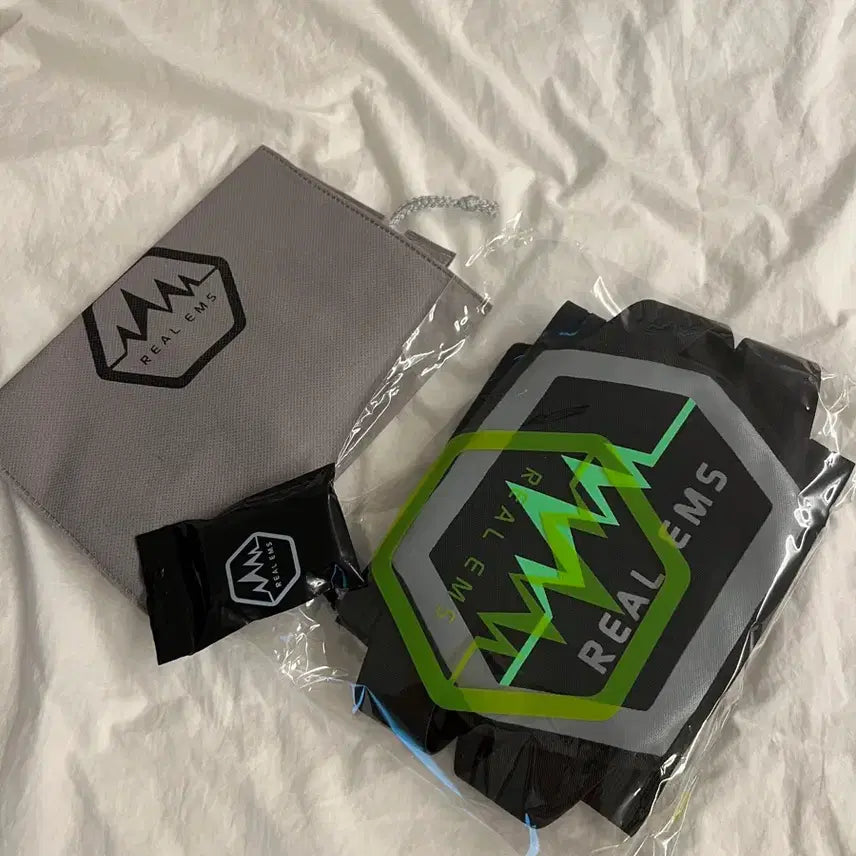 [BUNJANG] EMS Champion Belt M Series New / EMS챔피온벨트M사리즈 새상품