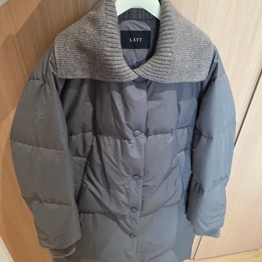 [BUNJANG] 22 Hansem LATT Knit Collar Long Padding / 22 한섬 LATT 니트 카라 롱패딩