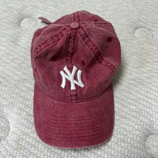 [BUNJANG] MLB Burgundy Baseball Cap / Mlb 볼캡 버건디