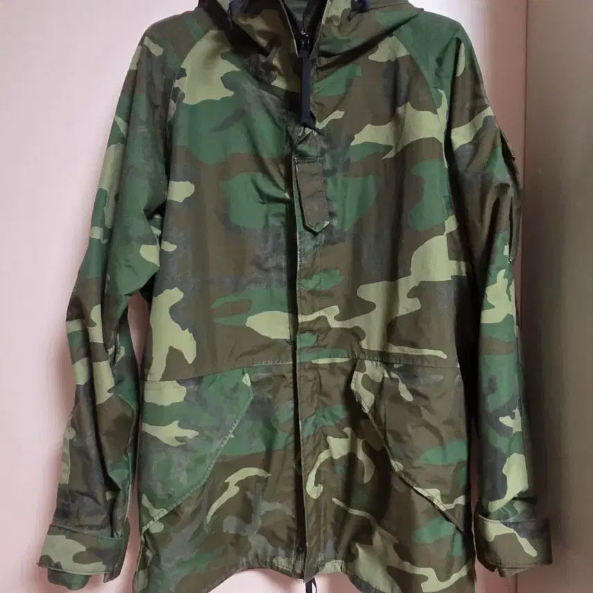 [BUNJANG] US Military Camouflage GORE-TEX Woodland Field Jacket / 미군 카모플라쥬 고어텍스 우드랜드 야상