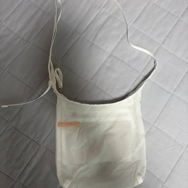 [BUNJANG] MinuteMute Light Cross Bag White / 미닛뮤트 라이트크로스 백 화이트