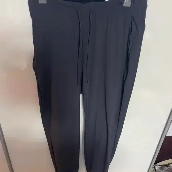 [BUNJANG] Andar Airstre Jogger Pants Black M / 안다르 에어스트 윈드 조거팬츠 블랙 M