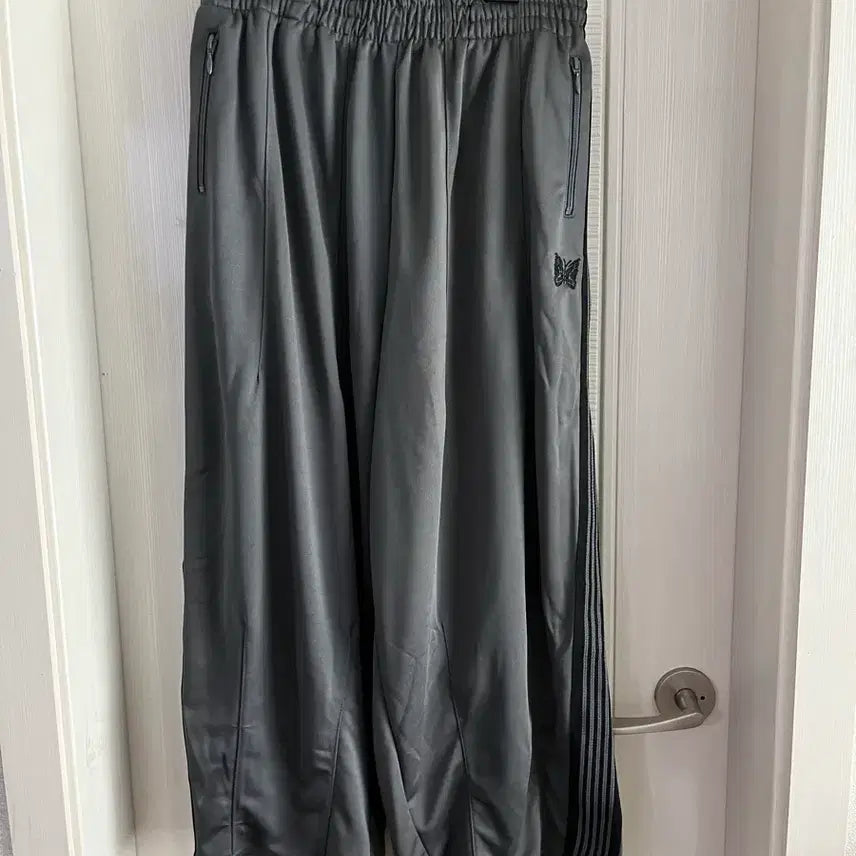 [BUNJANG] Track Pants Charcoal / 트랙팬츠 차콜