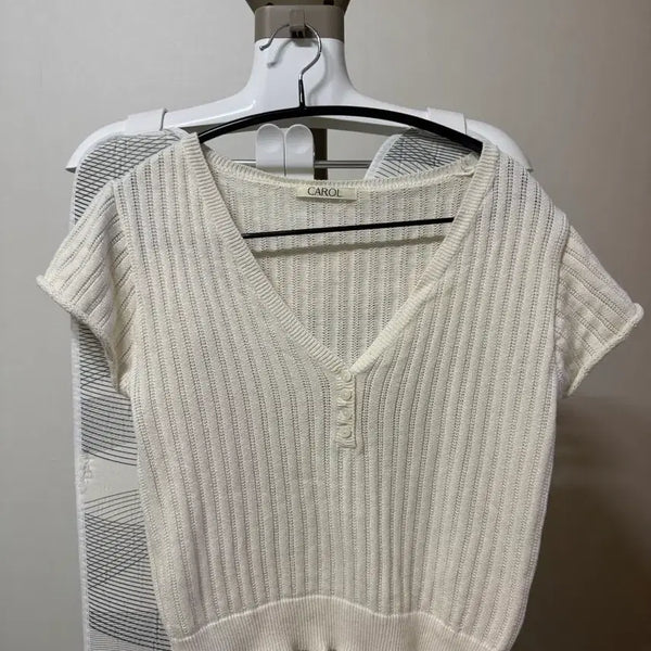 [BUNJANG] Carol Butterfly Knit / 캐롤 버터플라이 니트