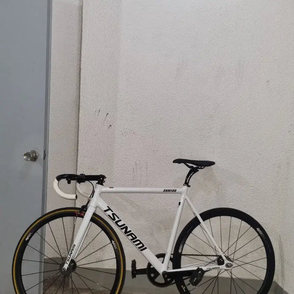 [BUNJANG] Tsunami White Frame, Unknown Oreo Wheelset, Uno Seatpost, Elpama Dropbar, Spcakes Cassette, Arma Blade 30 Crankset, GPT Rear Brake / 쓰나미 화이트 판/대