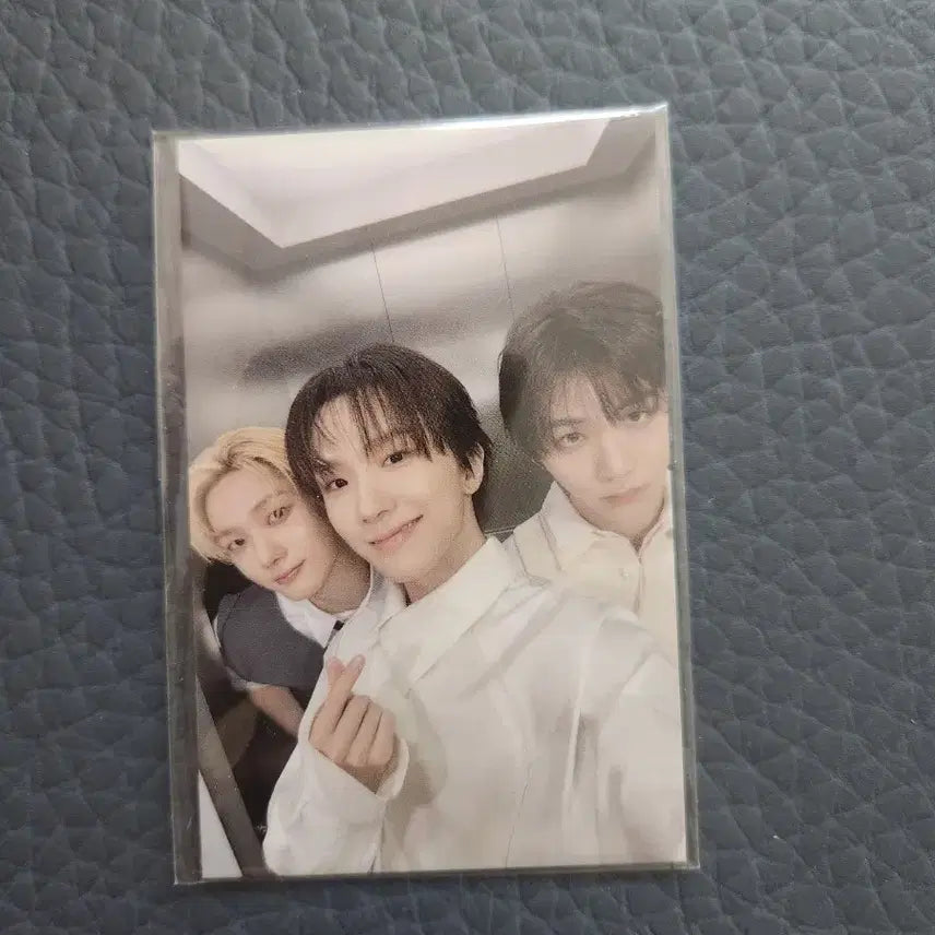 [BUNJANG] BOYNEXTDOOR Taesan Unhak Sung-ho Group Photocard / 보넥도 태산 운학 성호 단체 포카