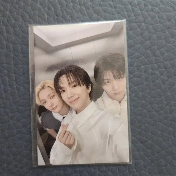 [BUNJANG] BOYNEXTDOOR Taesan Unhak Sung-ho Group Photocard / 보넥도 태산 운학 성호 단체 포카