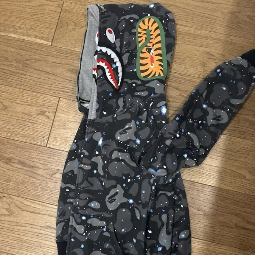 [BUNJANG] BAPE Space Double Shark Hoodie M / 베이프 스페이스 더블샤크