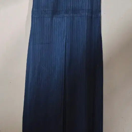 [BUNJANG] Pleats Please Vertical Pleated Midi Dress Navy / 플리츠미 플리츠 원피스 네이비