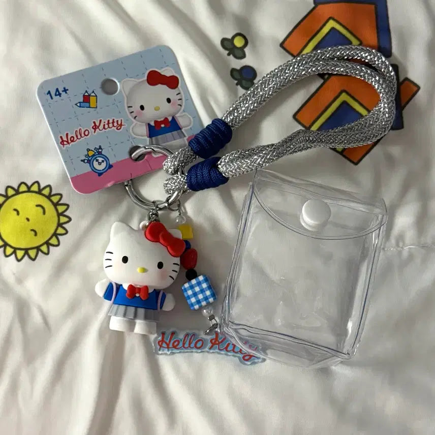 [BUNJANG] Hello Kitty School Look Figure Strap Keychain Pouch / (새상품) 헬로키티 스쿨룩 피규어 스트랩 키링 파우치