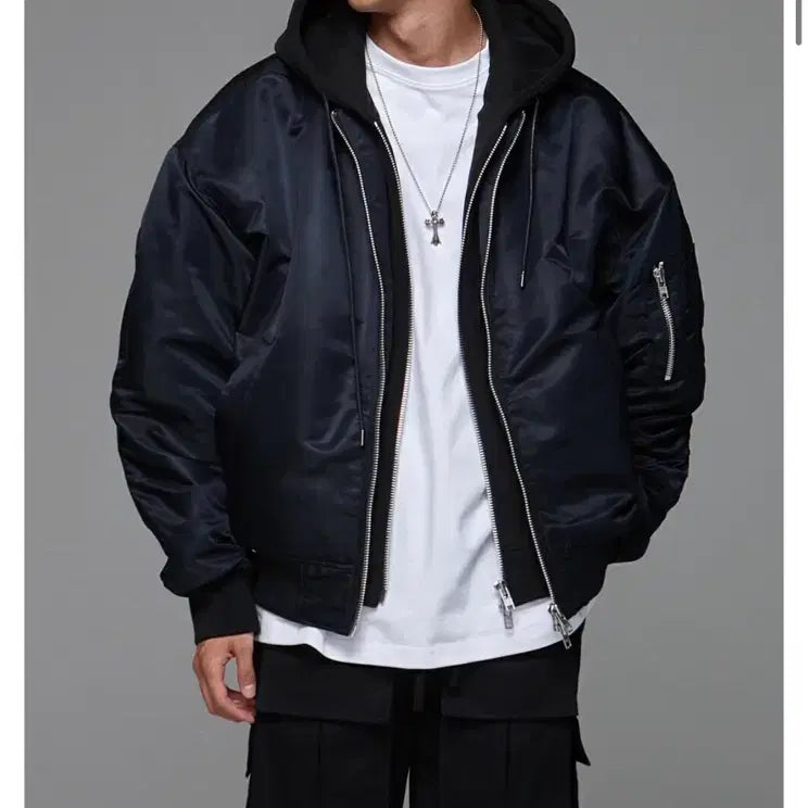 [BUNJANG] Intersection Detachable Hood MA-1 Jumper / 인터섹션 디태처블 후드 MA-1 점퍼