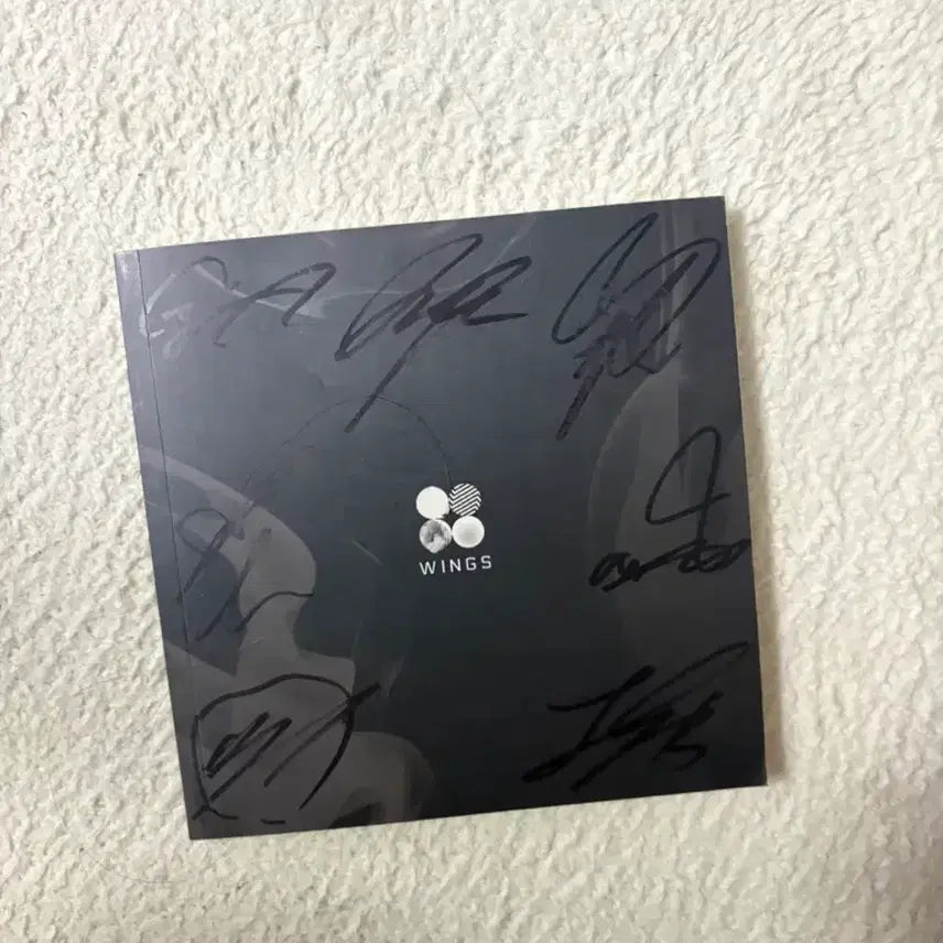 [BUNJANG] BTS Wings Official Signed Album Version I / 방탄 BTS wings sign 윙즈 피땀눈물 친필 싸인 앨범
