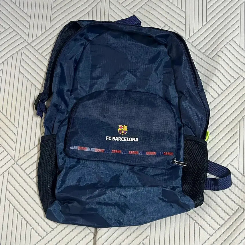 [BUNJANG] FC Barcelona Navy Backpack / 바르셀로나 FC 백팩 네이비 스포티 데일리 공용 스포츠 축구