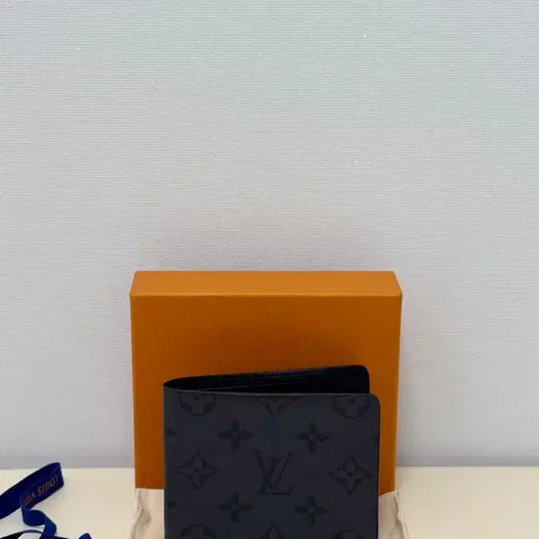 [BUNJANG] Louis Vuitton Monogram Eclipse Midnight Wallet - Full Set / 새상품급 / 정품  루이비통 모노그램 이클립스 미드나잇 반지갑 -풀구성