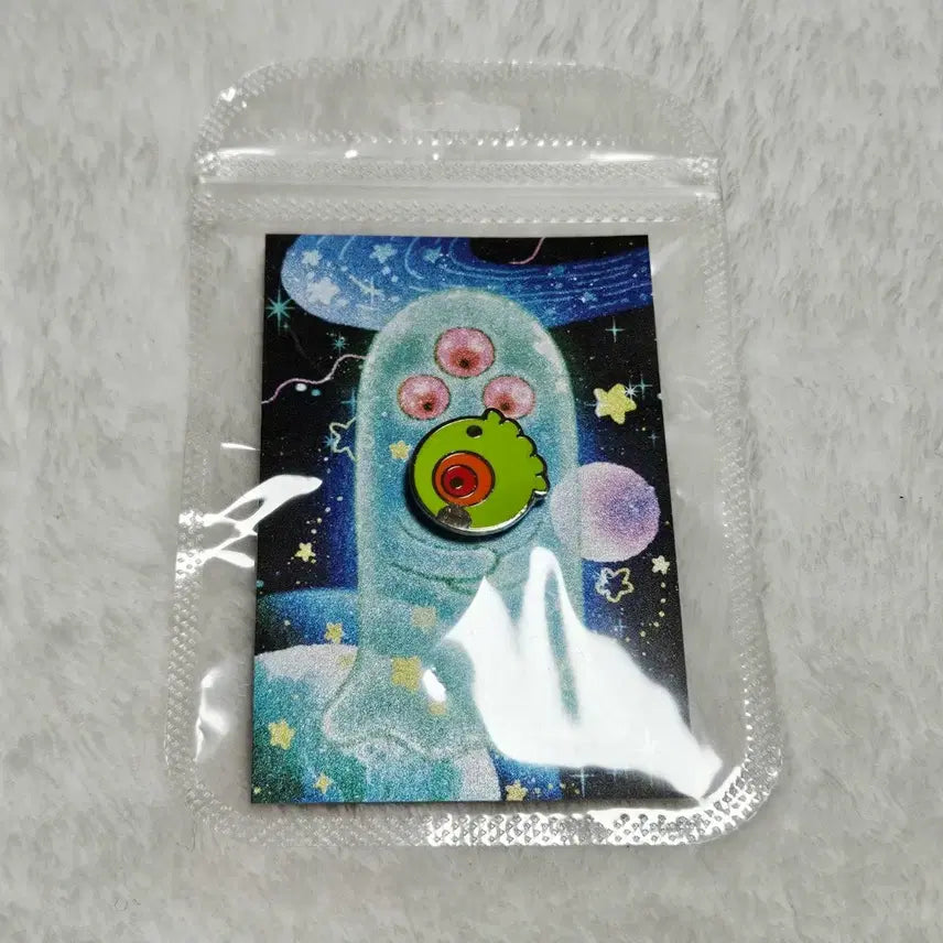 [BUNJANG] Lee Chae-heon Lemming Metal Pin Badge Sealed / 이착헌 비공식 레밍 금속뱃지 미개봉품