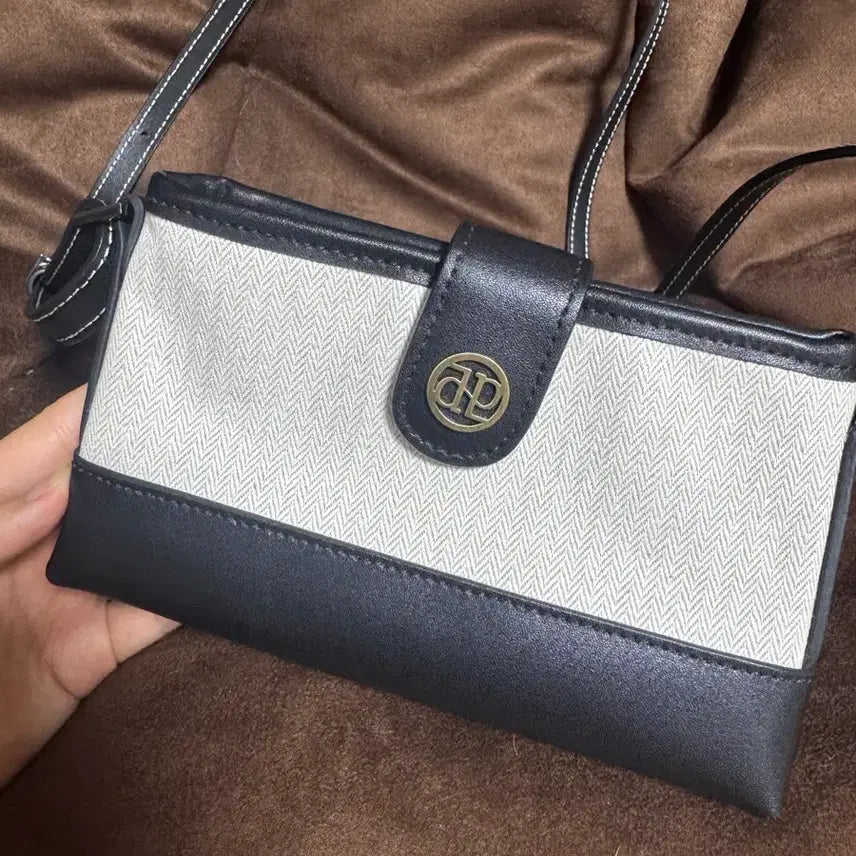 [BUNJANG] Depound Town Bag Mini Cross Bag / 드파운드 타운백 미니 크로스백