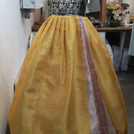 [BUNJANG] Women's Hanbok Skirt (Size 66-88) / 여성 한복   치마 (  66~88가능 )