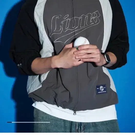 [BUNJANG] 8seconds Samsung Lions Collaboration Hooded Jacket / 에잇세컨즈 삼성라이온즈 콜라보