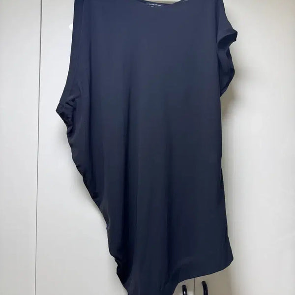 [BUNJANG] Narciso Rodriguez Silk Asymmetrical Top / narciso rodriguez 실크 언발런스 탑
