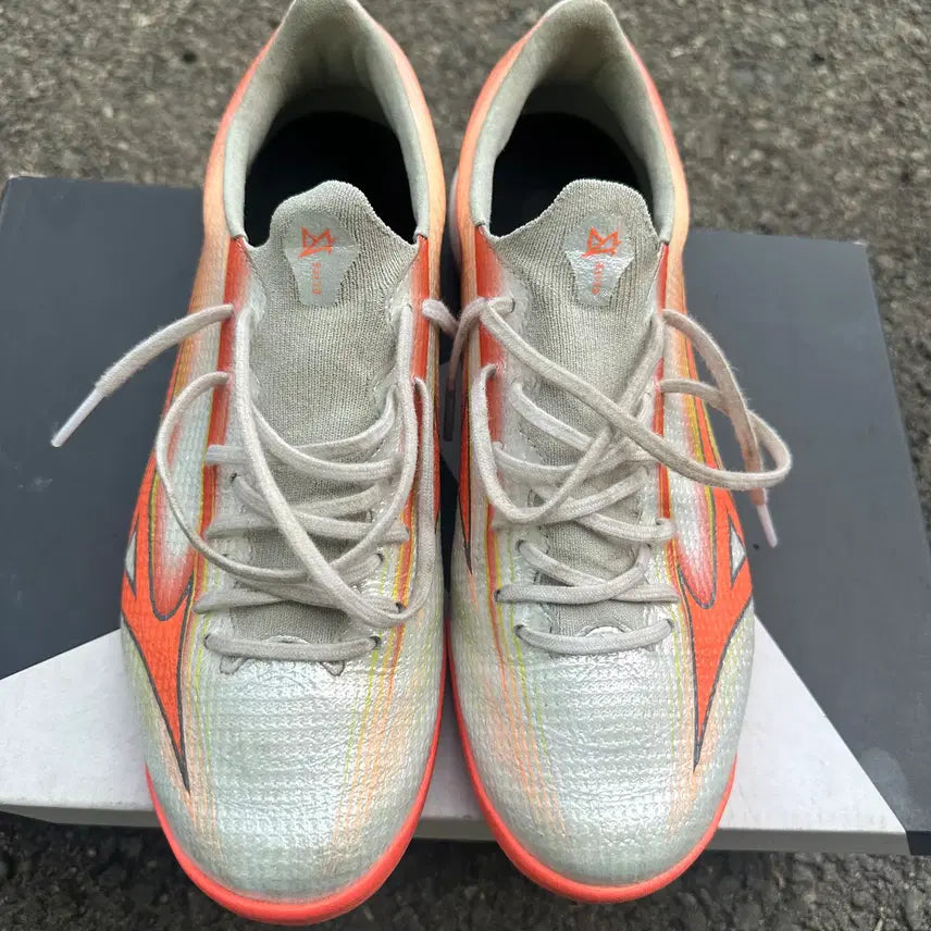 [BUNJANG] Mizuno Alpha 3 Elite AS TF 260 Soccer Cleats / 미즈노 알파3 엘리트 AS TF 260판매 합니다