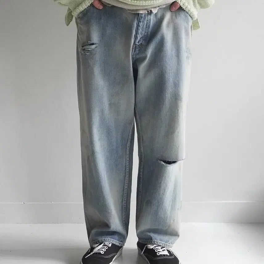 [BUNJANG] Ancellm Tapered Distressed Denim Pants Size 1 / 안셀름 셀비지 테이퍼드 디스트레스드 데님 1사이즈