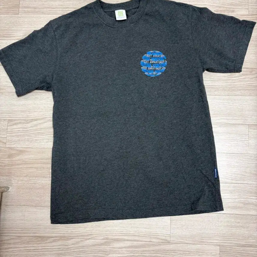 [BUNJANG] YESEYESEE Short Sleeve T-Shirt Large / 예스아이씨 반팔티 라지 팝니다