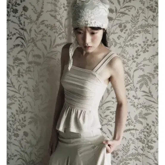 [BUNJANG] Ana Sleeveless Top Beige S / 한땀한땀 아나 민소매 베이지 s