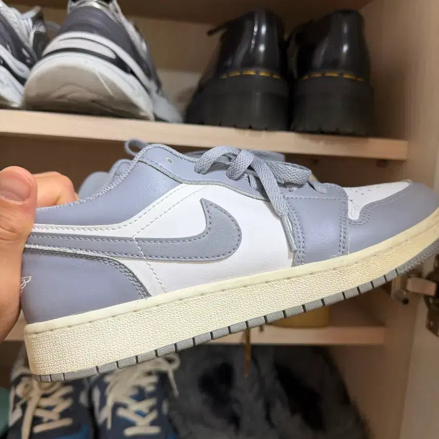 [BUNJANG] Nike Air Jordan 1 Retro High OG Grey White / 나이키 에어조던 1 레트로 하이OG 회색 흰색  245