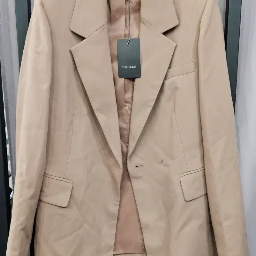 [BUNJANG] THE IZZAT Single Button Blazer Jacket (Beige, Size 66) / [택달린새상품]더아이잗(THE IZZAT) 루즈핏 원버튼 자켓 베이지 66