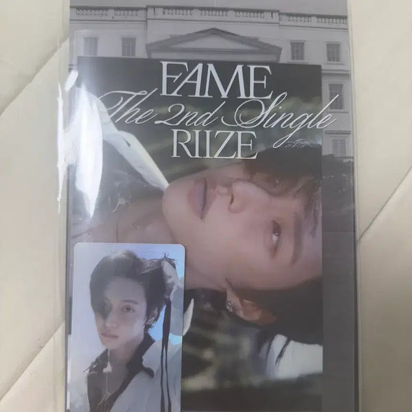 [BUNJANG] Fame Wonbin Hologram Photocard Postcard Set / 페임 원빈 홀로그램 포카세트 원가양도