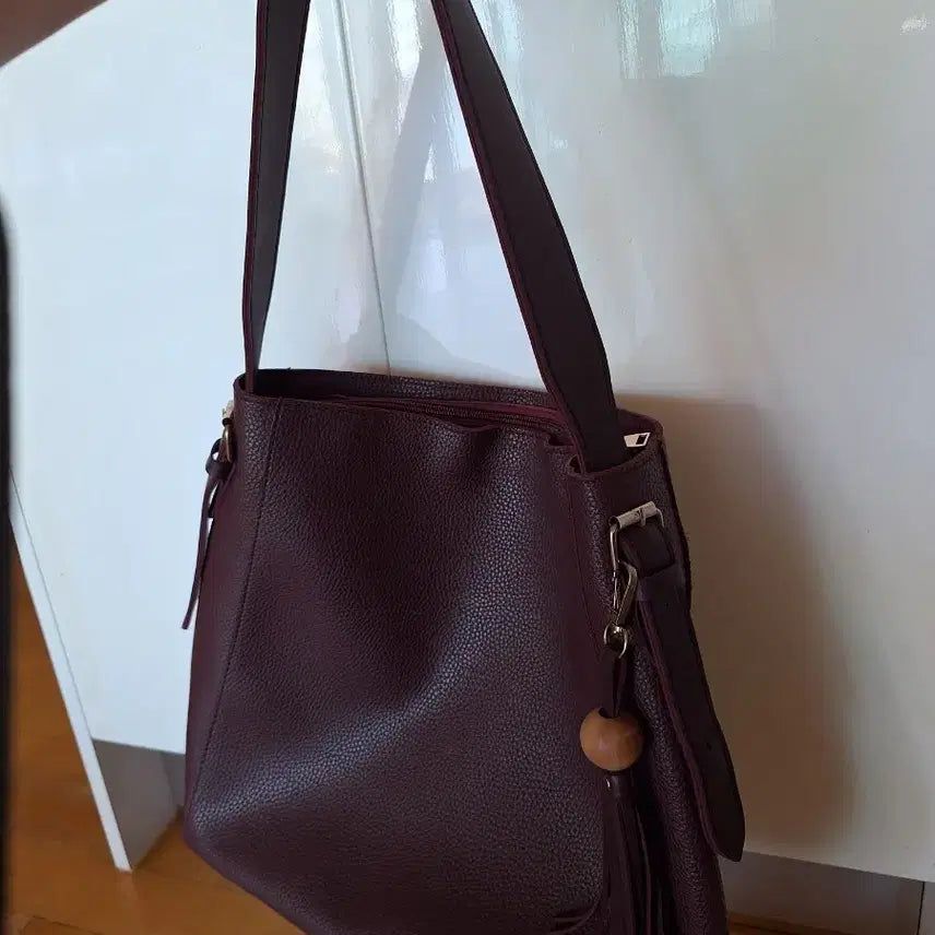 [BUNJANG] Women's Handbag / 여성가방 백5번정도 이용했어요깨끗합니다.거의새거같아요메이드인 코리아(무료배송 ㅡ구매5천원이상시.선불) 옥정동,삼숭동 무료그외동네는 유료.택배에요^^
