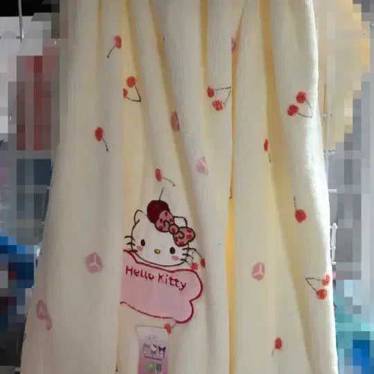 [BUNJANG] Hello Kitty Cherry Embroidery Pinkle Frill Shower Gown One-Piece / 헬로키티 체리 자수 핑클 프릴 샤워가운 원피스