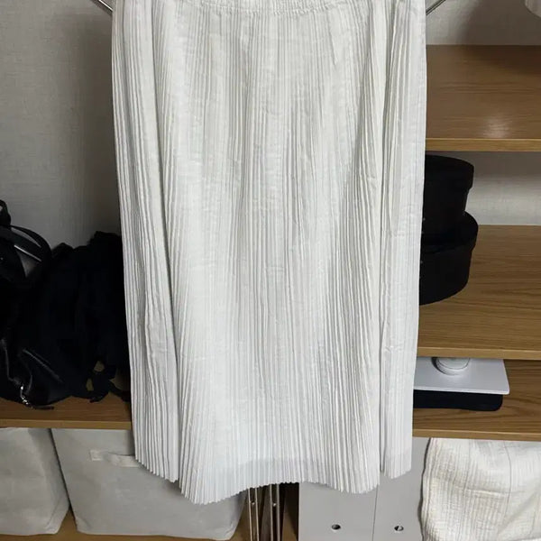 [BUNJANG] COS Pleated Long Skirt Size 42 White / cos 플리츠 스커트 42