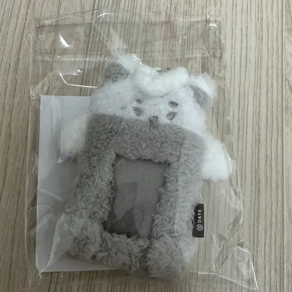 [BUNJANG] DAY6 Young K ID Photo Holder Doll Keyring / 데이식스 영케이 증사홀더 인형키링