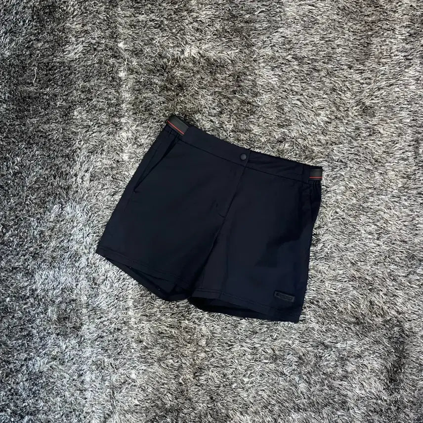 [BUNJANG] Discovery Women's Shorts (Size 28/73) / 디스커버리 여성 반바지 28(73)