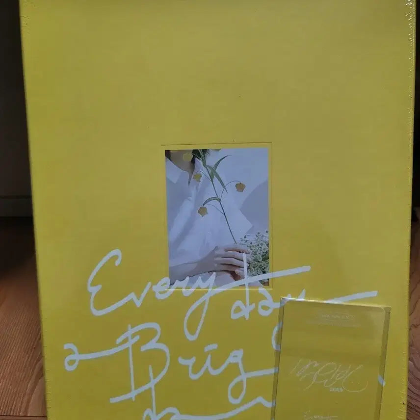 [BUNJANG] Park Eun Bin Season's Greetings Photocard Set / 박은빈 포토카드포함