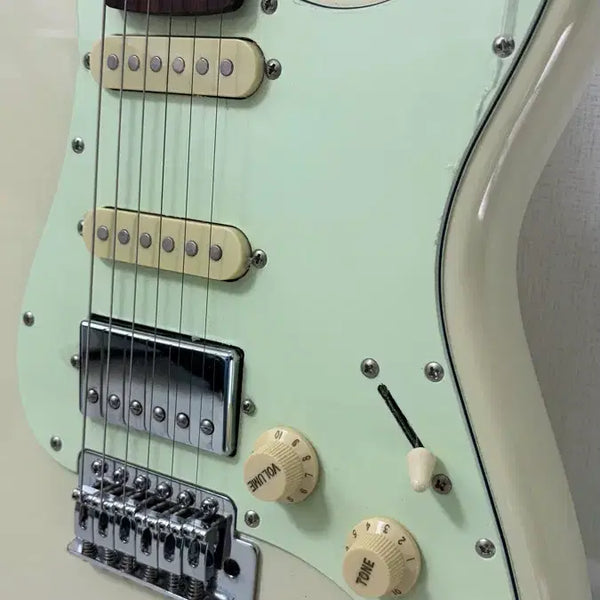 [BUNJANG] Bacchus BST-2-RSM Electric Guitar / 바커스 BST-2-RSM 입문 일렉기타 판매합니다