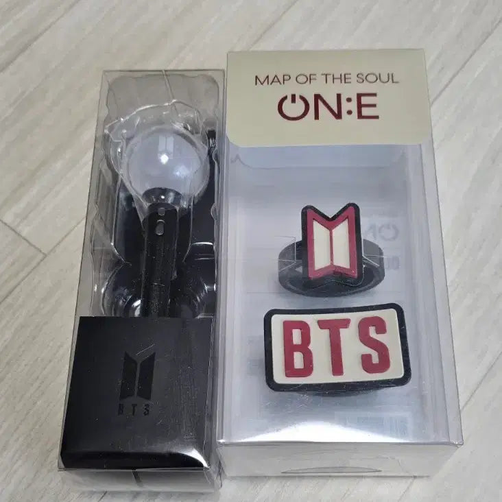 [BUNJANG] BTS Official Light Stick Ring & Ballpoint Pen Set / BTS 방탄소년단 응원봉링. 응원봉 볼펜 일괄판매.