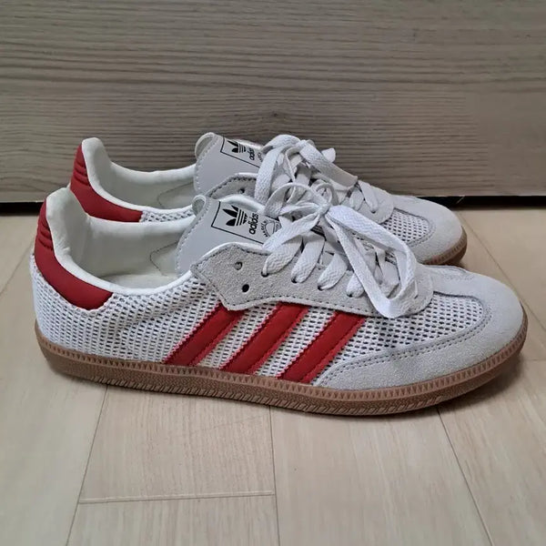 [BUNJANG] Adidas Samba OG Crystal White Preloved Red Sneakers / 아디다스 삼바 OG 크리스탈 화이트 프리러브드 레드 스니커즈. 사이즈 235