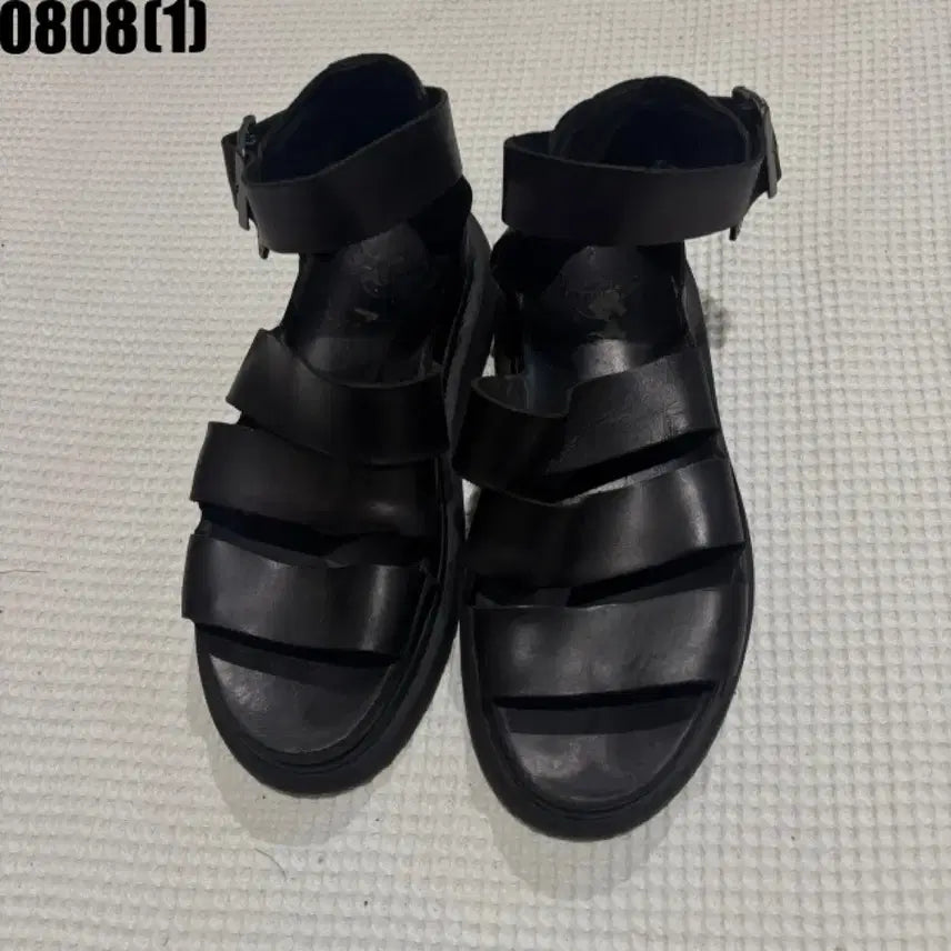 [BUNJANG] Dr. Martens Black Strap Sandals UK 7 / 닥터마틴 블랙 스트랩 샌들 UK7 260