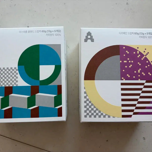 [BUNJANG] PLAVE Cafe Drip Bag 2 Types Bundle Set (Includes Postcards) / 플레이브 십카페 드립백 2종 일괄 (모두 엽서 포함)