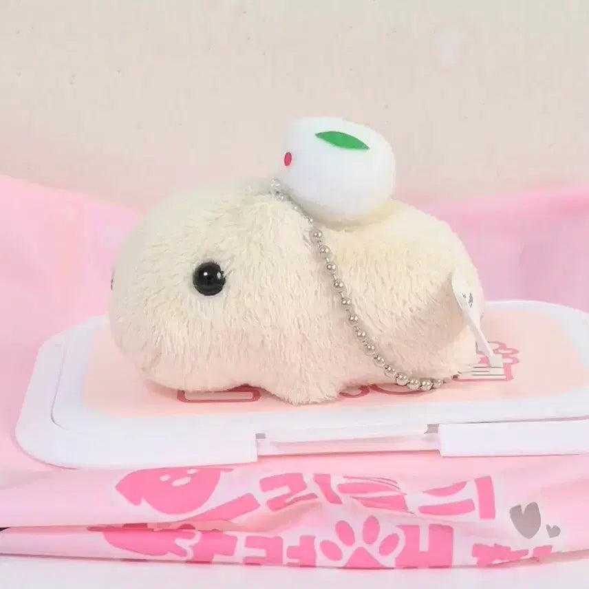 [BUNJANG] Mochi Rabbit Capybara Mascot Doll Keychain / 고전 빈티지 찹쌀떡 모찌 토끼 화이트 카피바라상 마스코트 똥인형 키링