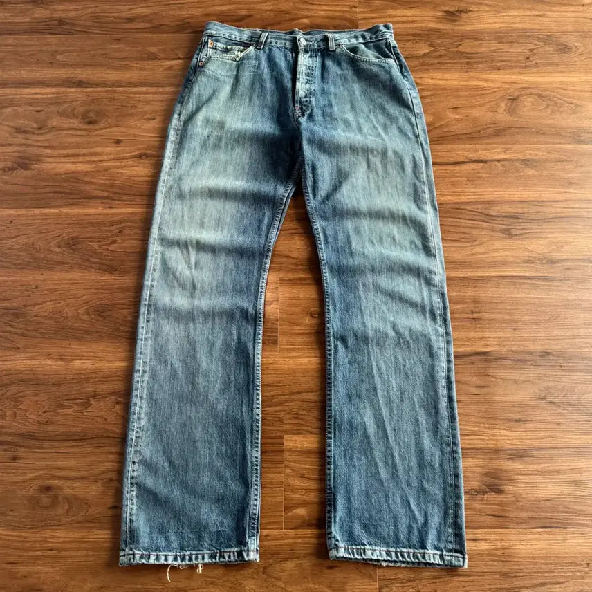 [BUNJANG] Levi's Vintage Washed Denim Pants / [34]00's 리바이스 유럽 501 빈티지 워싱 데님 팬츠