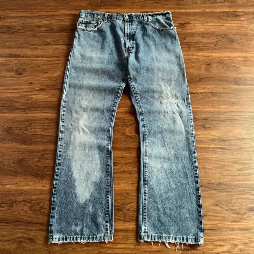 [BUNJANG] Levi's 517 Repaired Vintage Flare Jeans / [38]리바이스 517 빈티지 리페어드 플레어진 F179