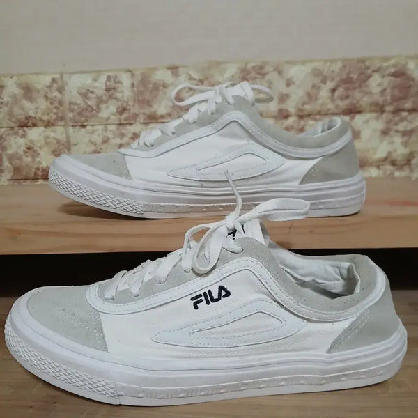 [BUNJANG] Fila Classic Sneakers / (165) 휠라 클래식 스니커즈 260