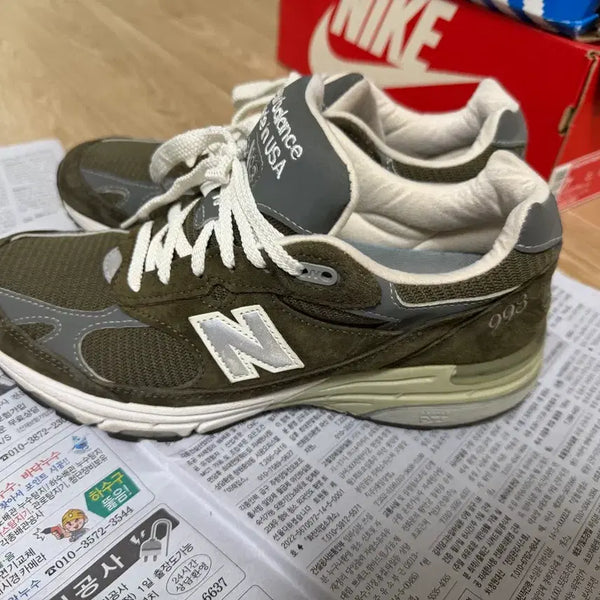 [BUNJANG] New Balance MR993MG Sneakers (US Made) / 뉴발란스 운동화 MR993MG 250사이즈