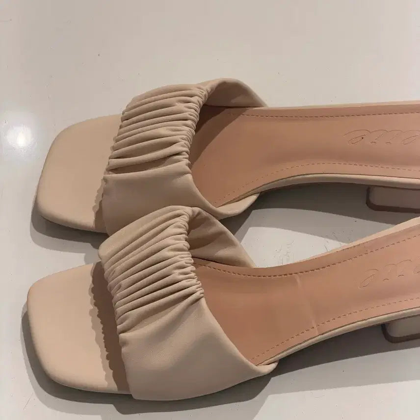 [BUNJANG] Women's Beige Pleated Detail Mule Sandals Slippers / 여성 뮬 샌들 슬리퍼