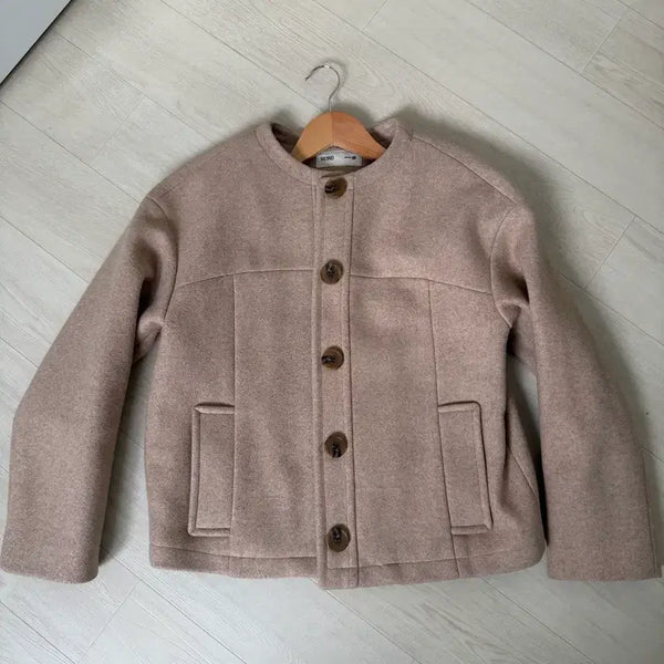 [BUNJANG] Beige Round Neck Button Detail Short Coat / 겨울 숏코트